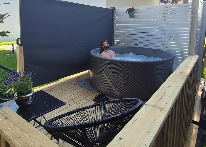 Nowoczesne Domki Sosnowa Przystan W Rozewiu Z Jacuzzi